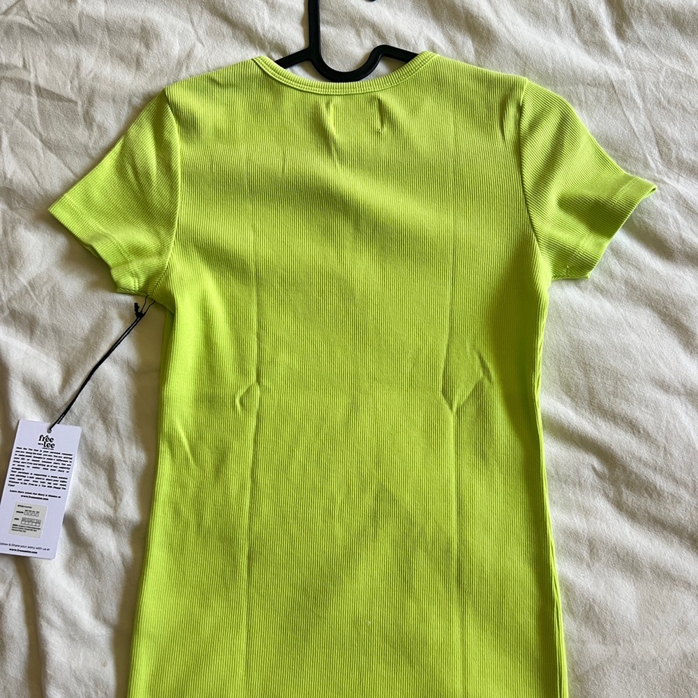 Neon Green Ribbed Tee - Picture 3 of 3